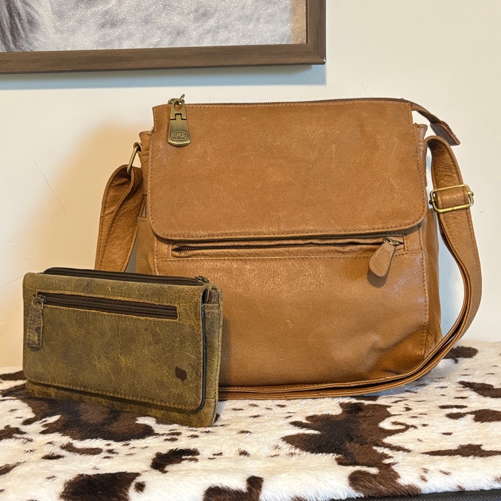 Great American leatherworks crossbody w/unbranded wallet